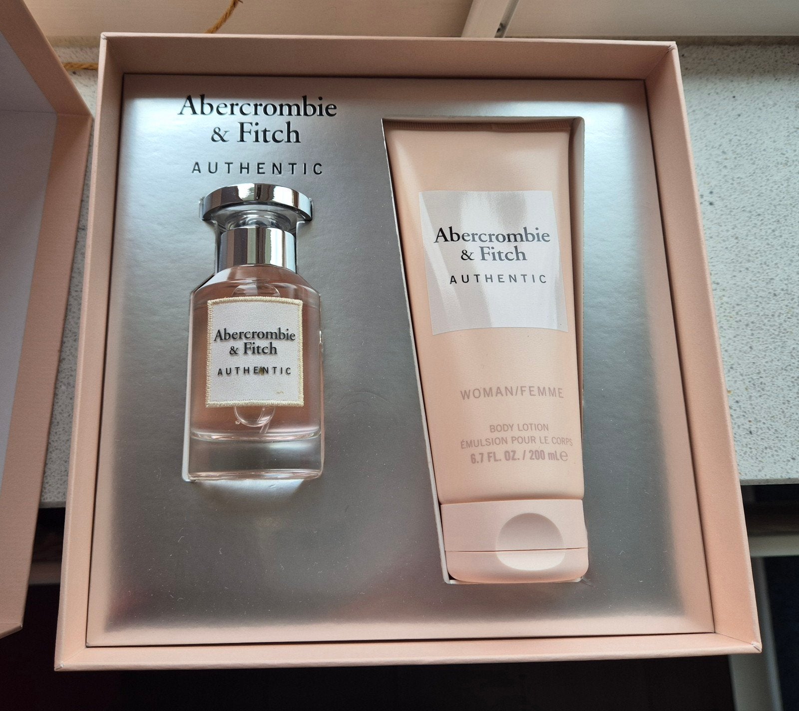 Abercrombie & Fitch Authentic Eau de Parfum Gift Set, Ophalen, Nieuw