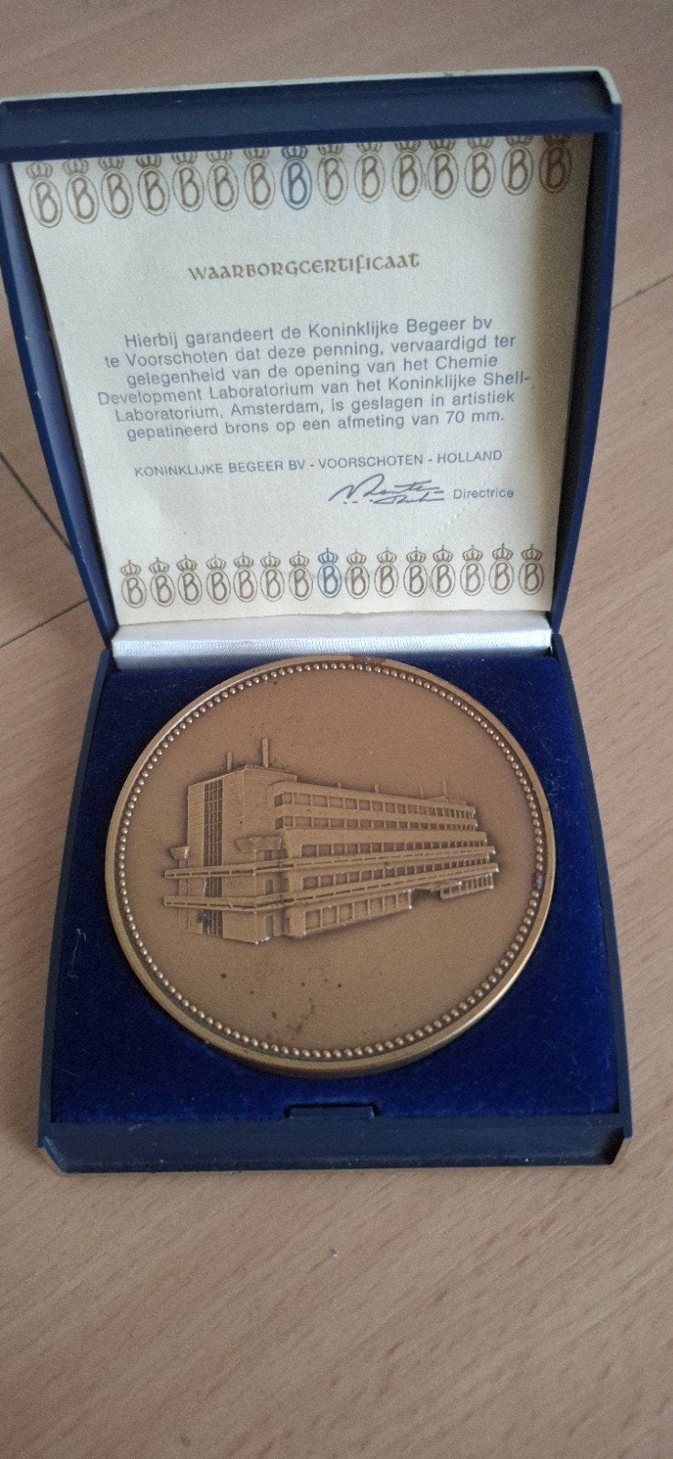 shell munt brons 70mm laboratorium 1982, Postzegels en Munten, Penningen en Medailles, Ophalen of Verzenden, Brons, Nederland