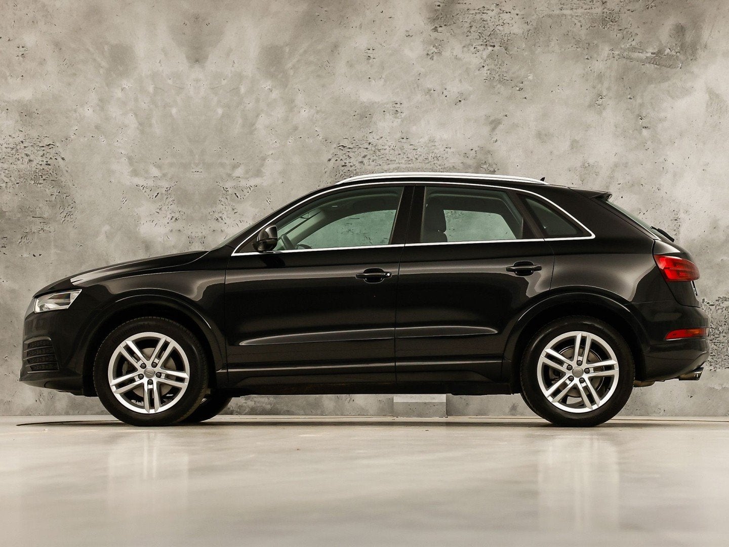 Audi Q3 1.4 TFSI Sport 150Pk Automaat (NAVIGATIE, CLIMATE, C, Auto's, Audi, 12 maanden, 4 cilinders, Zwart, Lichtsensor