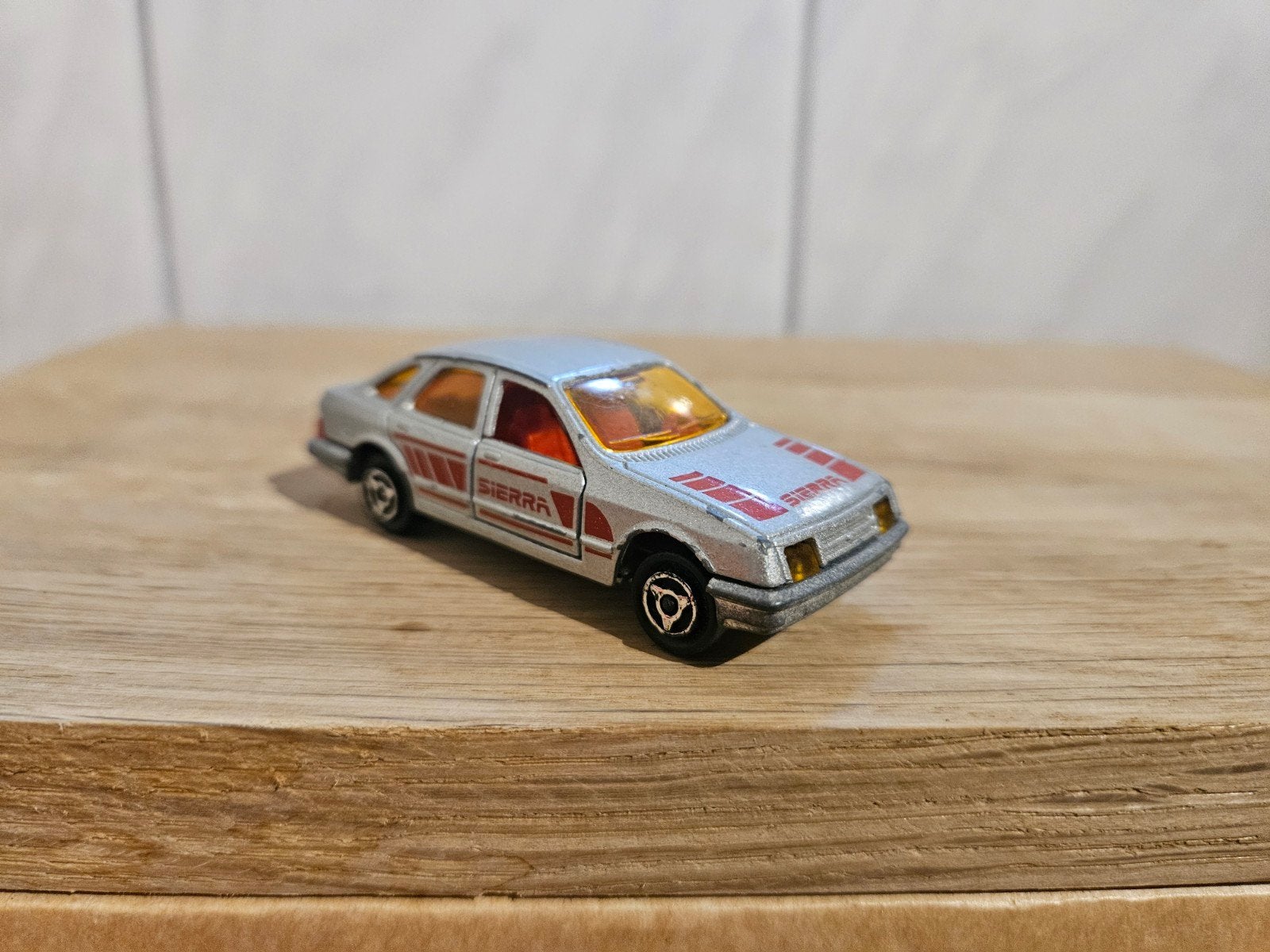 Majorette Ford Sierra, Ophalen of Verzenden, Zo goed als nieuw, Auto