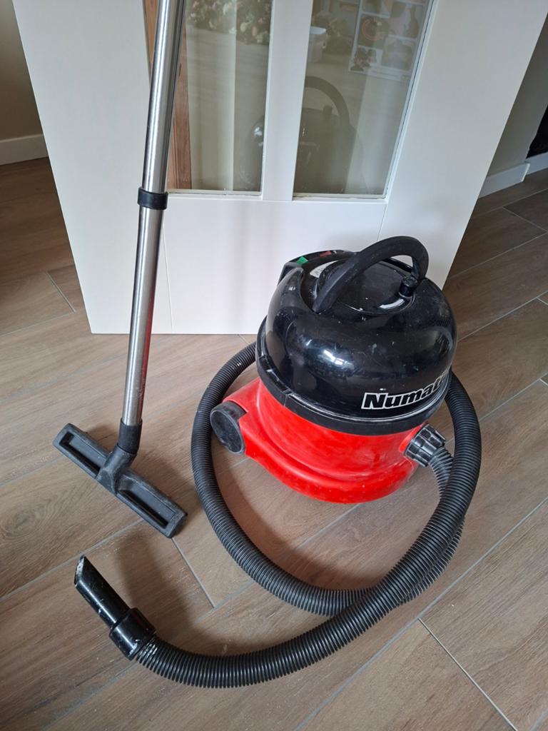 Numatic Henry stofzuiger - Betrouwbaar en Krachtig, Gebruikt, Numatic, Geschikt voor harde vloeren, Sledestofzuiger