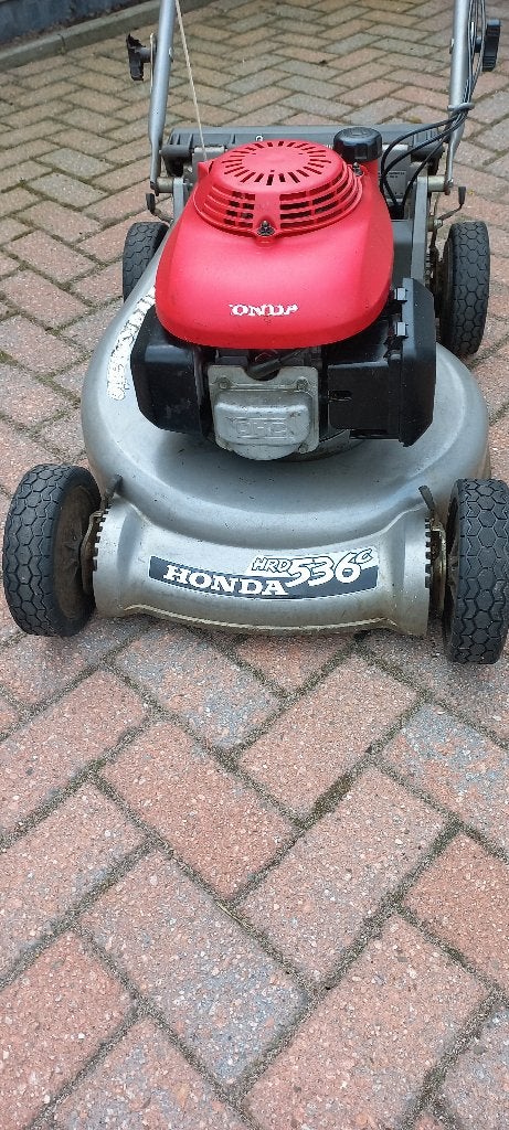 goed lopende honda hrd 536c, Ophalen, Honda, Gebruikt, Benzine-grasmaaier