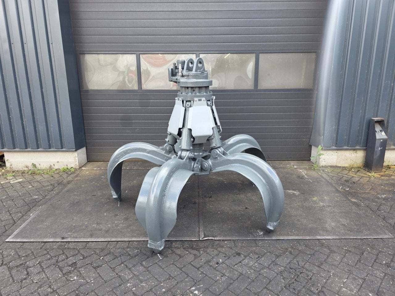 liebherr gm 65 poliepgrijper