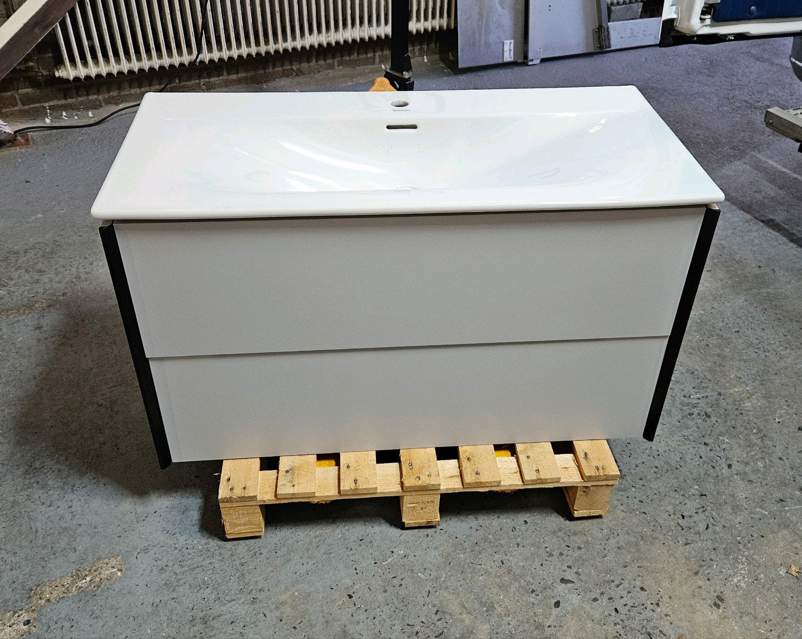 Duravit badmeubel Nieuw 100 cm betongrijs, Huis en Inrichting, Ophalen, Nieuw, 50 tot 100 cm, Wastafelkast