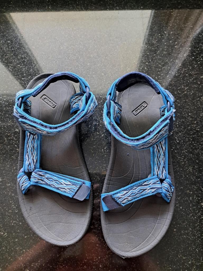 Teva sandalen maat 36/37, Kinderen en Baby's, Kinderkleding | Schoenen en Sokken, Gebruikt, Overige typen, Jongen, Teva