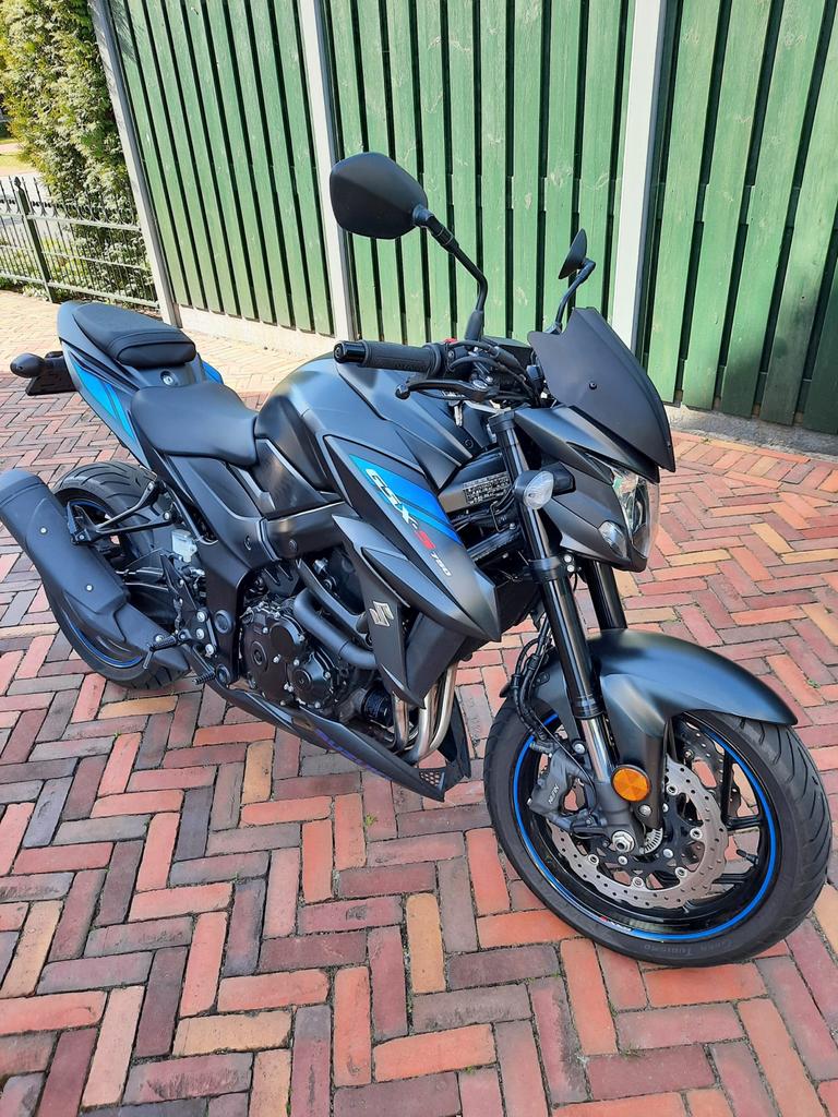 Suzuki GSX-S750 A2 35kW - 2020 - Weinig kilometers, Motoren, Motoren | Suzuki, 750 cc, 4 cilinders, Gebruikt, Particulier