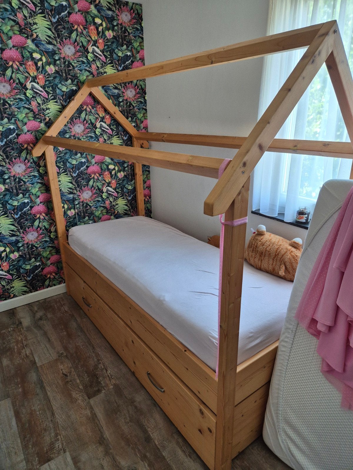 Huisbed met uitschuifbaar bed, 85 tot 100 cm, Zo goed als nieuw, 180 cm of meer, Ophalen