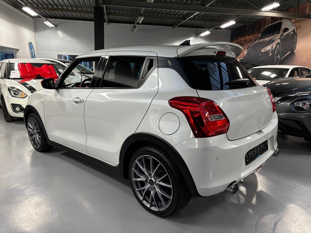 Suzuki Swift 1.2 Select Smart Hybrid / Camera / Stoelverwarm, Auto's, Suzuki, Stof, Gebruikt, Zwart, Met garantie (alle)