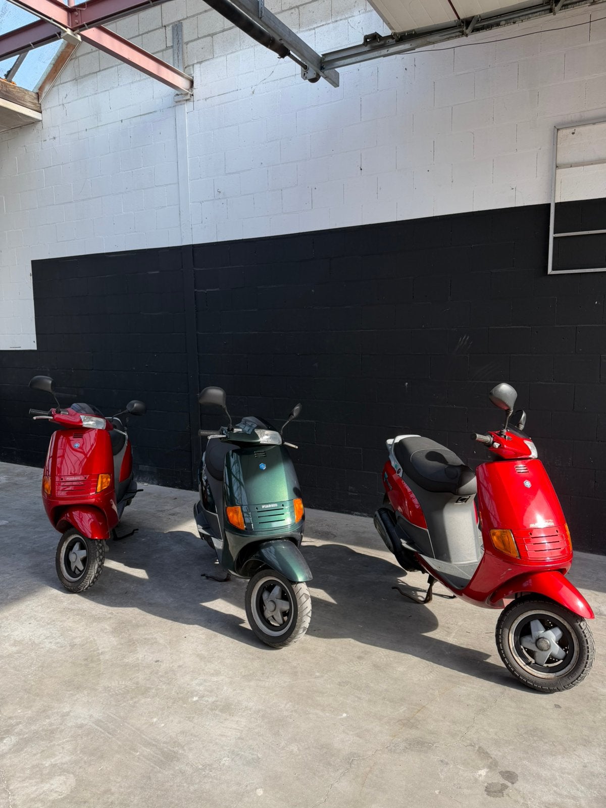 3x Piaggio SKR 125cc 150cc Duits skipper runner 180cc, Ophalen, Zo goed als nieuw, Benzine, Overige modellen