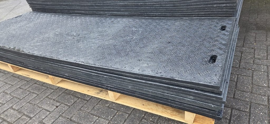 AANBIEDING: Kunststof rijplaten 300x100x2cm‼️, Ophalen of Verzenden, Nieuw, Overige materialen, 20 tot 50 mm