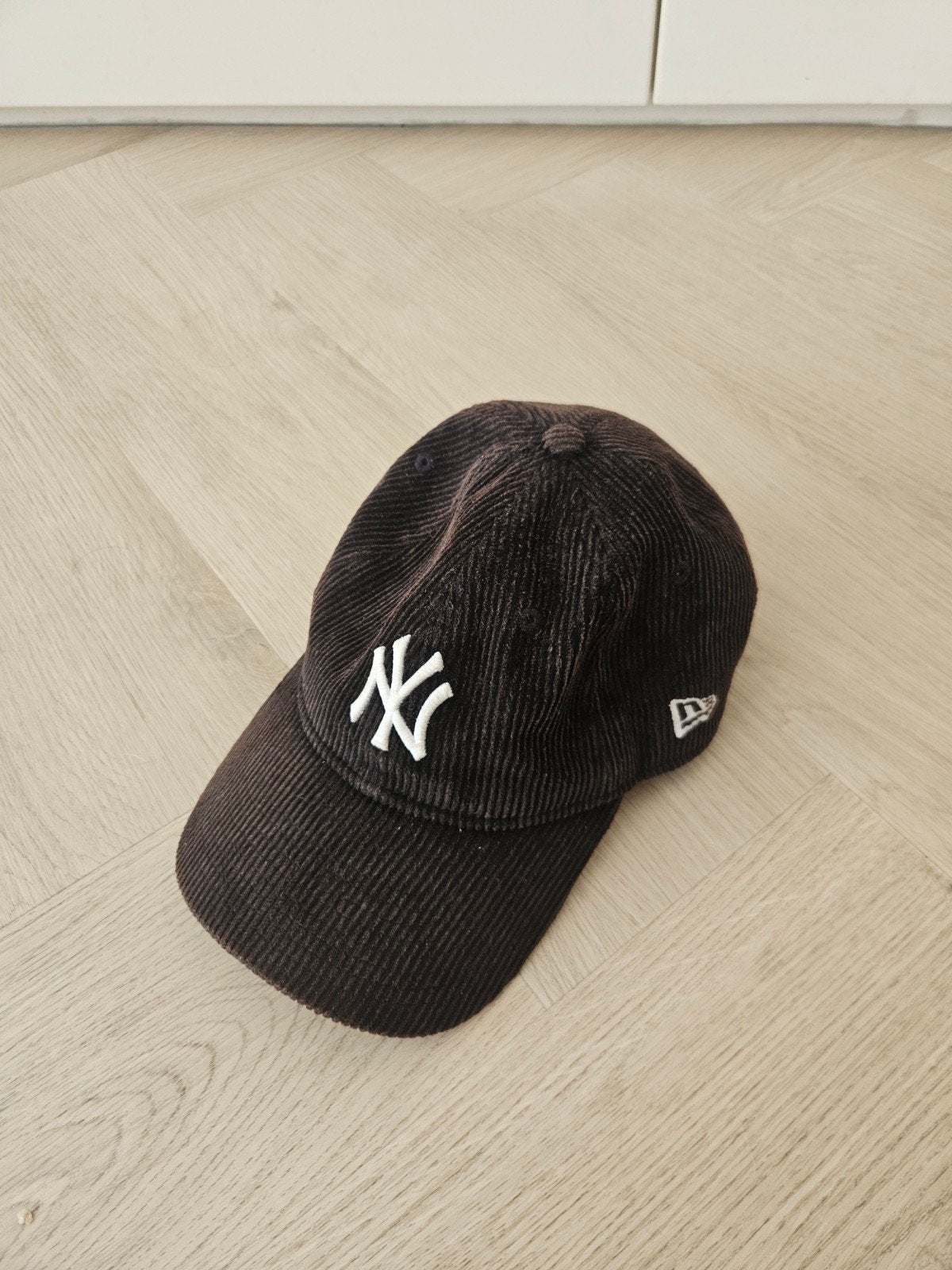 New era pet New york ribfluweel, Kleding | Heren, Hoeden en Petten, Ophalen of Verzenden
