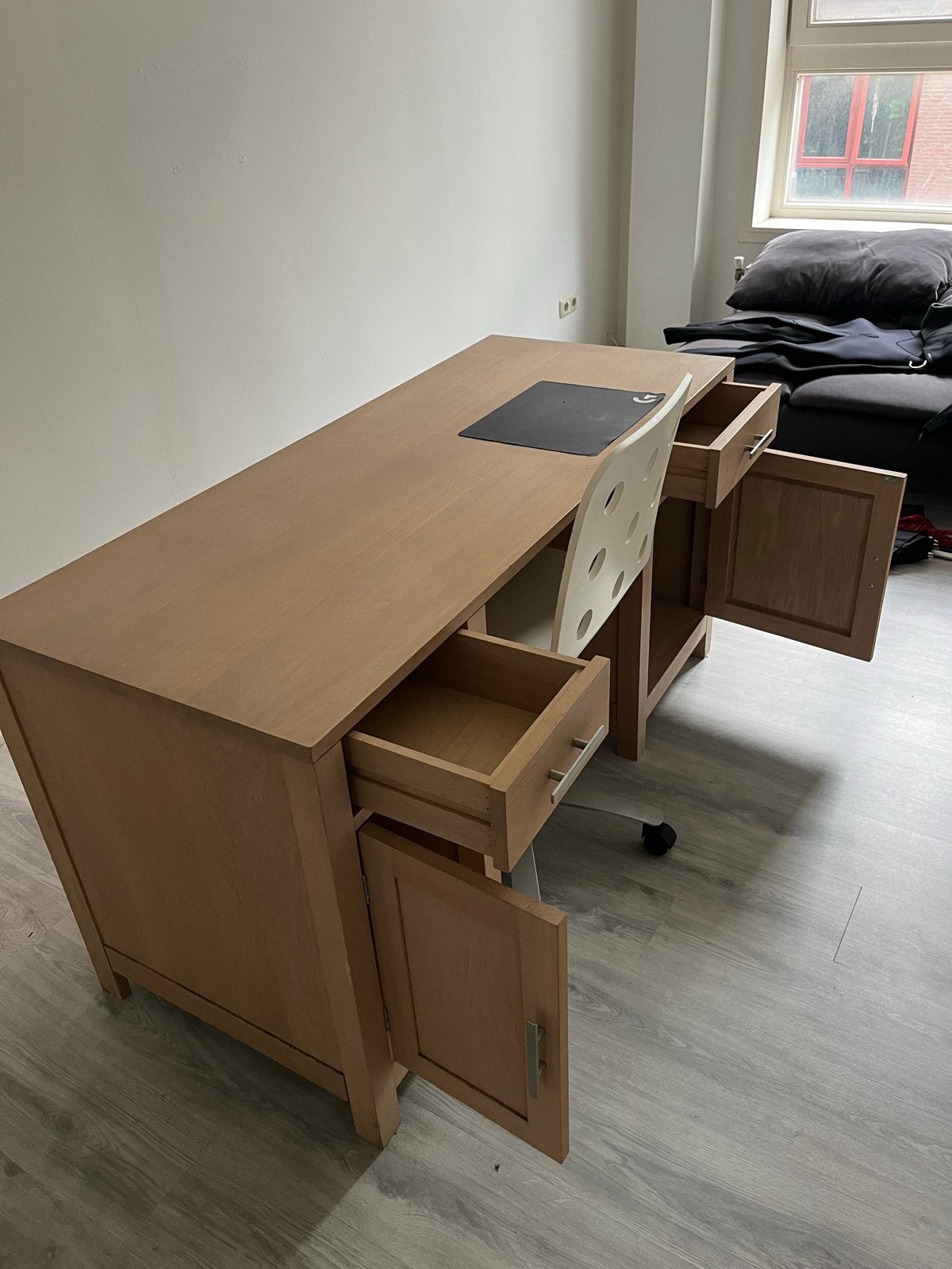 Eikenhouten Bureau met Bureaustoel, Huis en Inrichting, Bureaus, Ophalen, Gebruikt, Bruin, Hout