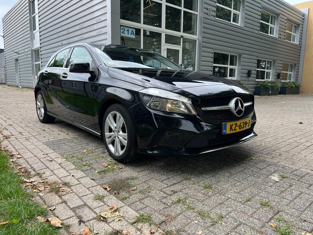 Mercedes-Benz A-klasse 180 d Ambition, Auto's, Mercedes-Benz, Voorwielaandrijving, Gebruikt, 4 cilinders, Zwart