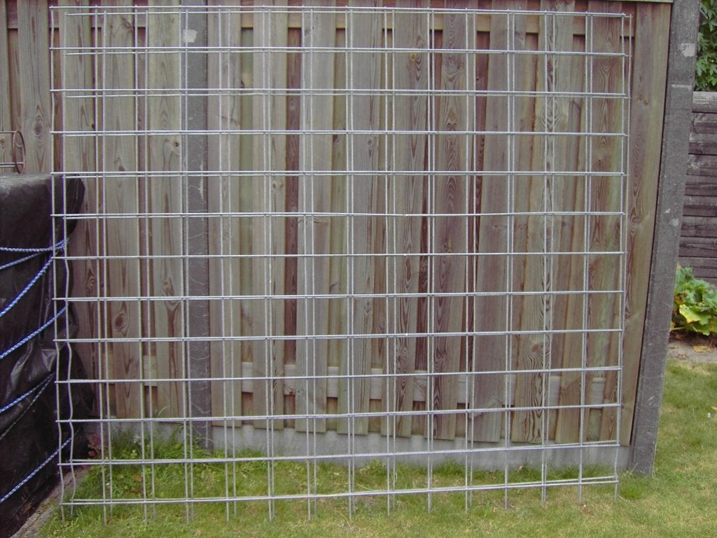 2 gegalvaniseerde beton netten 212 cm x 190 cm z.g.a.n., Doe-het-zelf en Verbouw, Metalen, Ophalen, Zo goed als nieuw, IJzer