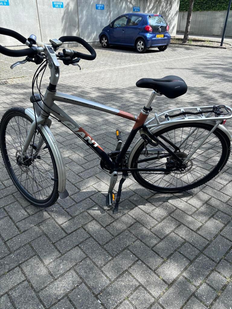 Giant Expedition fiets met schijfremmen, Ophalen, Gebruikt, Versnellingen, Giant