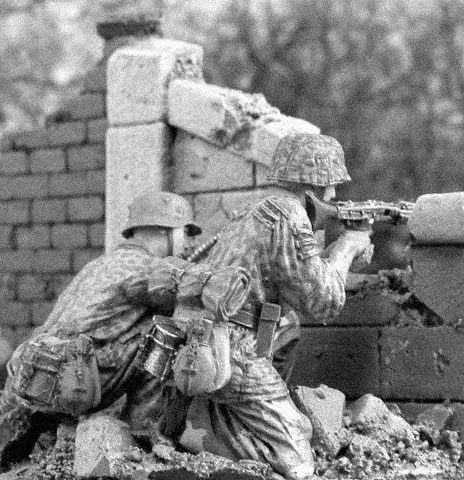 Warriors 1:35 'Defenders of Caen' - resin vignette & 2 fig's, Ophalen of Verzenden, Nieuw, 1:35 tot 1:50, Diorama