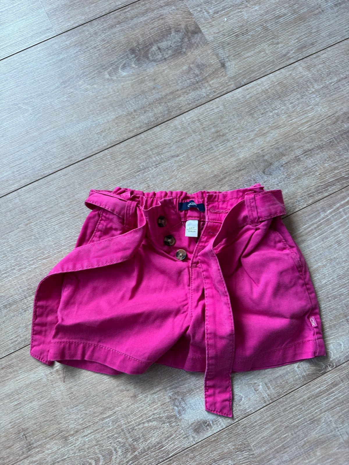 Set van 2 shorts en 1 legging Okaidi maat 104/110, Ophalen of Verzenden, Gebruikt, Meisje, Setje