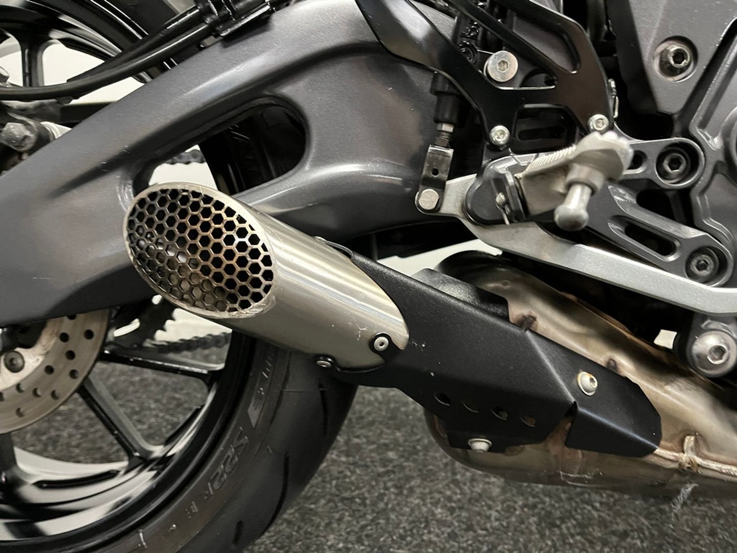 Yamaha YZF R7 (bj 2024), Motoren, 2 cilinders, Bedrijf, Onbekend, Super Sport