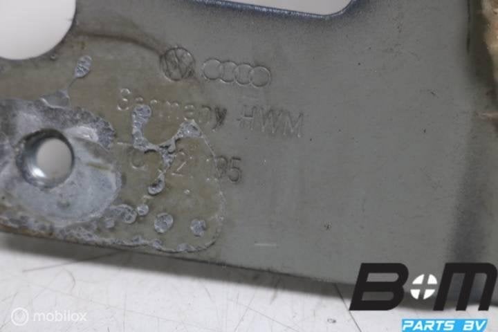 Spatschermsteun links VW Caddy 2K Life 1T0821135, Gebruikt