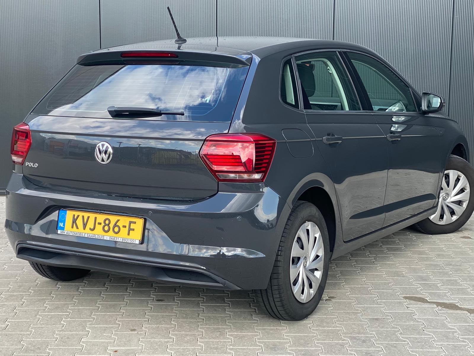 Volkswagen Polo 1.0 MPI 74pk CRUISE AIRCO CARPLAY PARKEERSEN, Auto's, 1005 kg, 74 pk, Bedrijf, Handgeschakeld