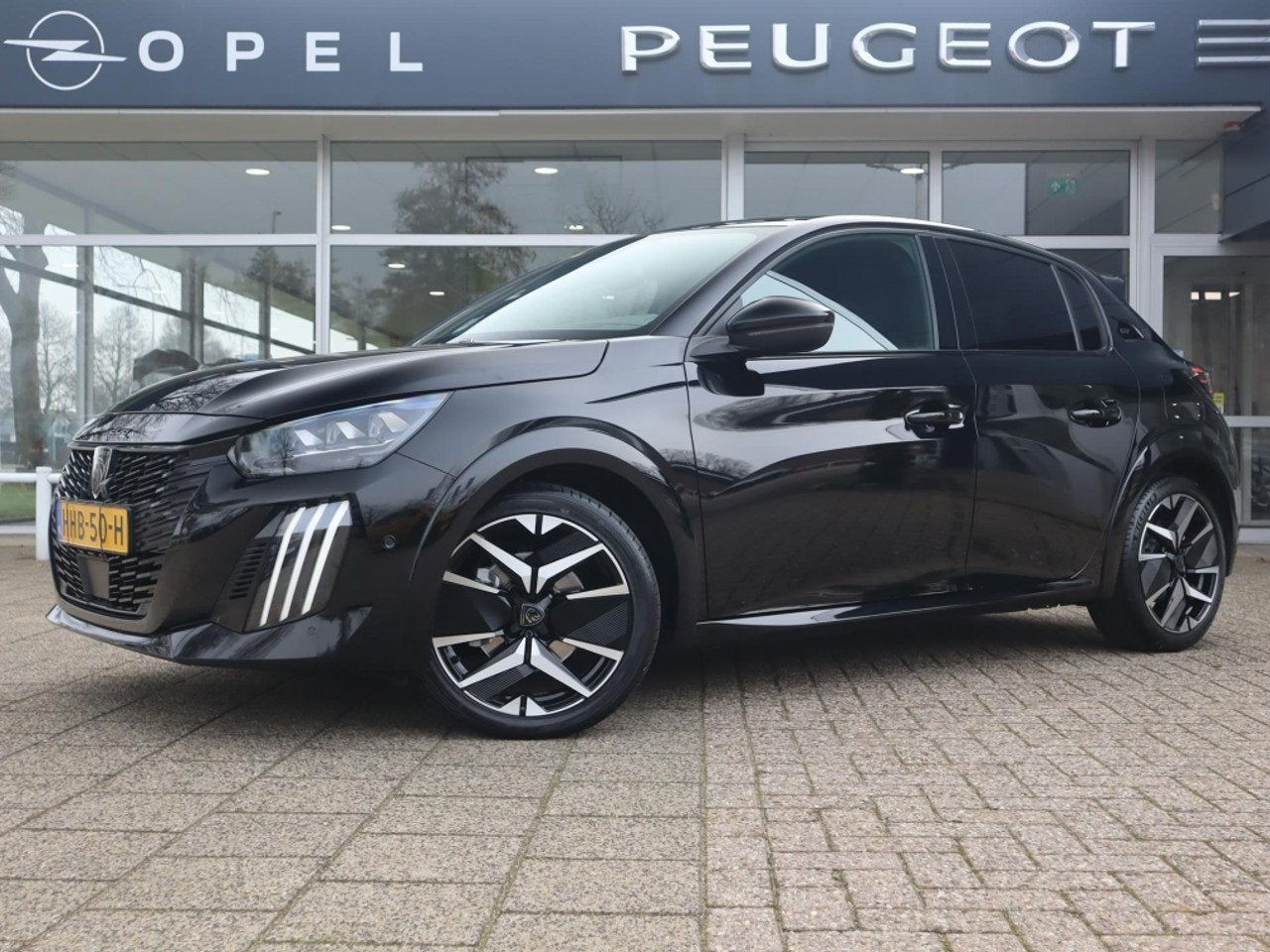 Peugeot 208 GT HYBRID 145pk e-DCS6 automaat, Rijklaarprijs,, Automaat, 145 pk, Gebruikt, 1199 cc
