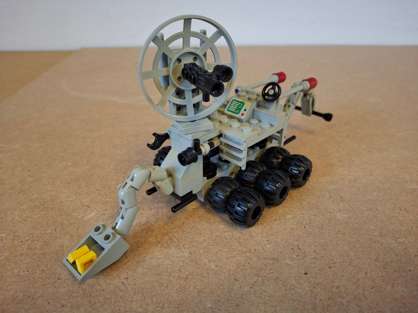 Lego 6880 Surface Explorer. Jaren 80 Classic Space, Lego, 33 Bath Road, Slough, UK, Lego, Ophalen of Verzenden