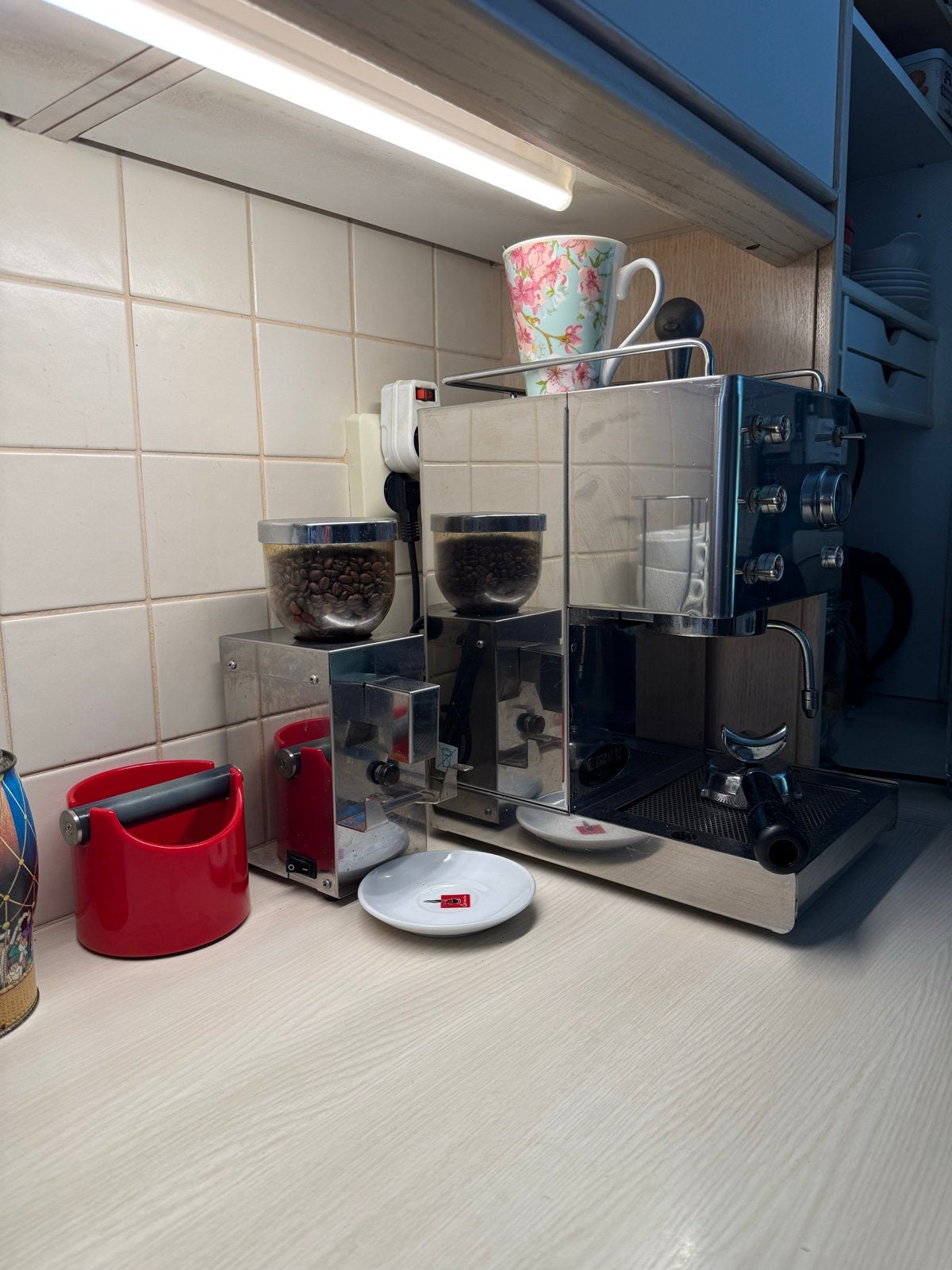 Isomac Venus Espressomachine - Zo goed als nieuw, Witgoed en Apparatuur, Koffiezetapparaten, Espresso apparaat, 10 kopjes of meer