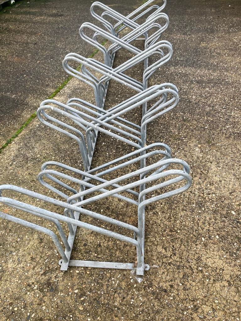 Metalen fietsenrek voor meerdere fietsen, Ophalen of Verzenden, Gebruikt