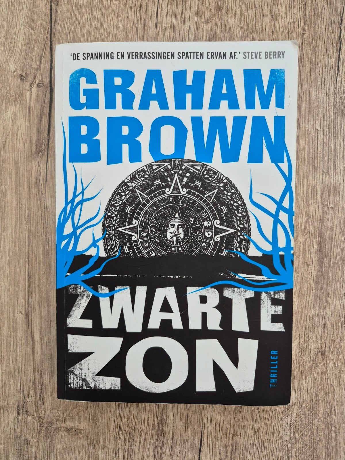 Graham Brown - Zwarte Zon (Thriller), Ophalen of Verzenden, Gelezen, Graham Brown, Wereld overig