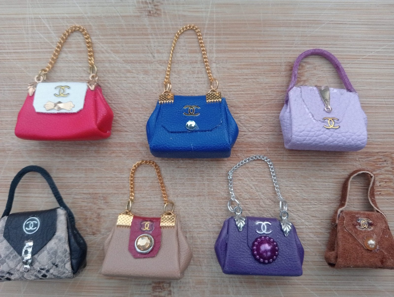 Heel veel miniatuur Chanel tasjes voor Barbie veel kleuren, Ophalen of Verzenden, Nieuw, Accessoires