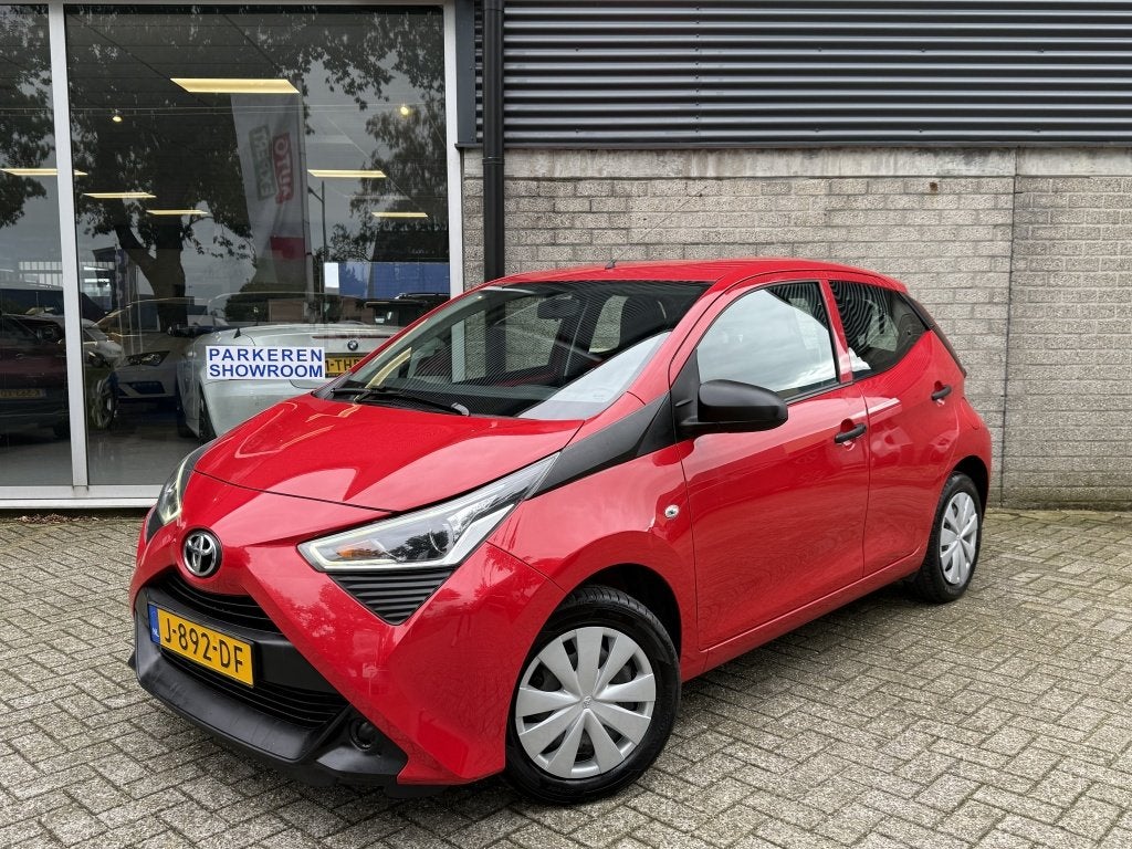 Toyota Aygo 1.0 VVT-i x-fun Airco/LED Achterlichten, Gebruikt, Euro 6, 4 stoelen, Origineel Nederlands