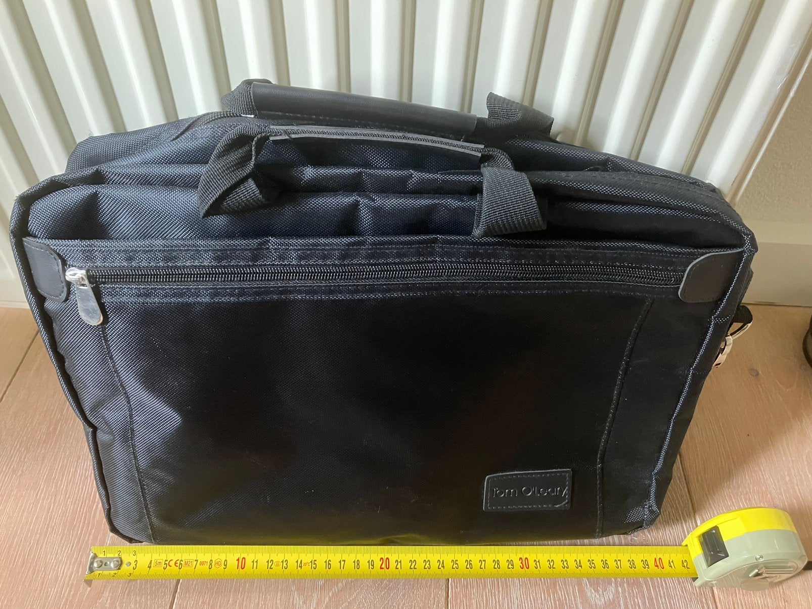 ZGAN laptoptas zwart 15,6” met (rits)vakken & schouderband, Computers en Software, Ophalen of Verzenden, 15 inch, Zo goed als nieuw
