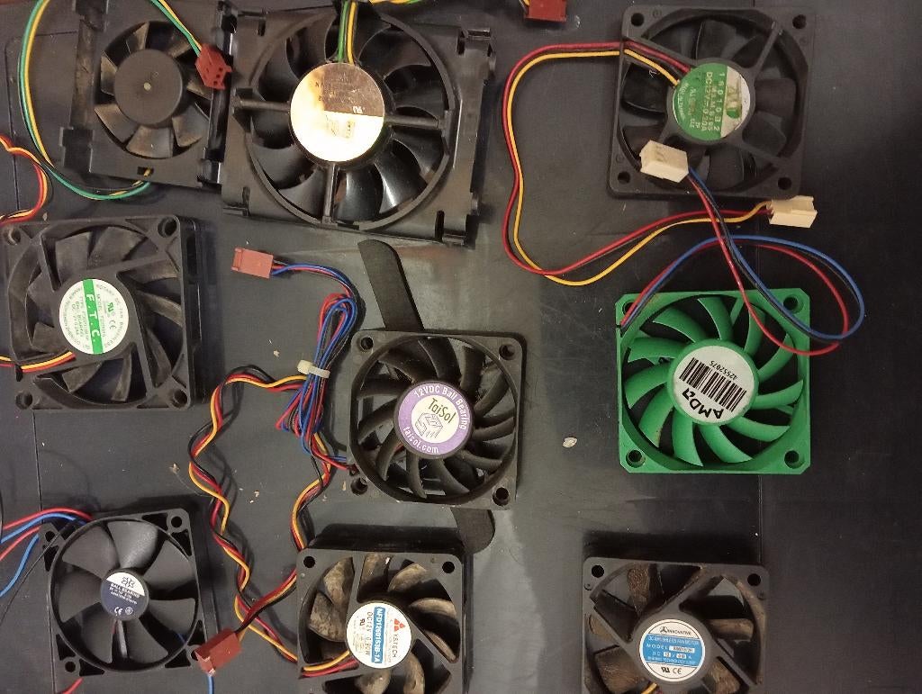 pc ventilators met en zonder koelrib, Ophalen of Verzenden, Gebruikt, Luchtkoeling