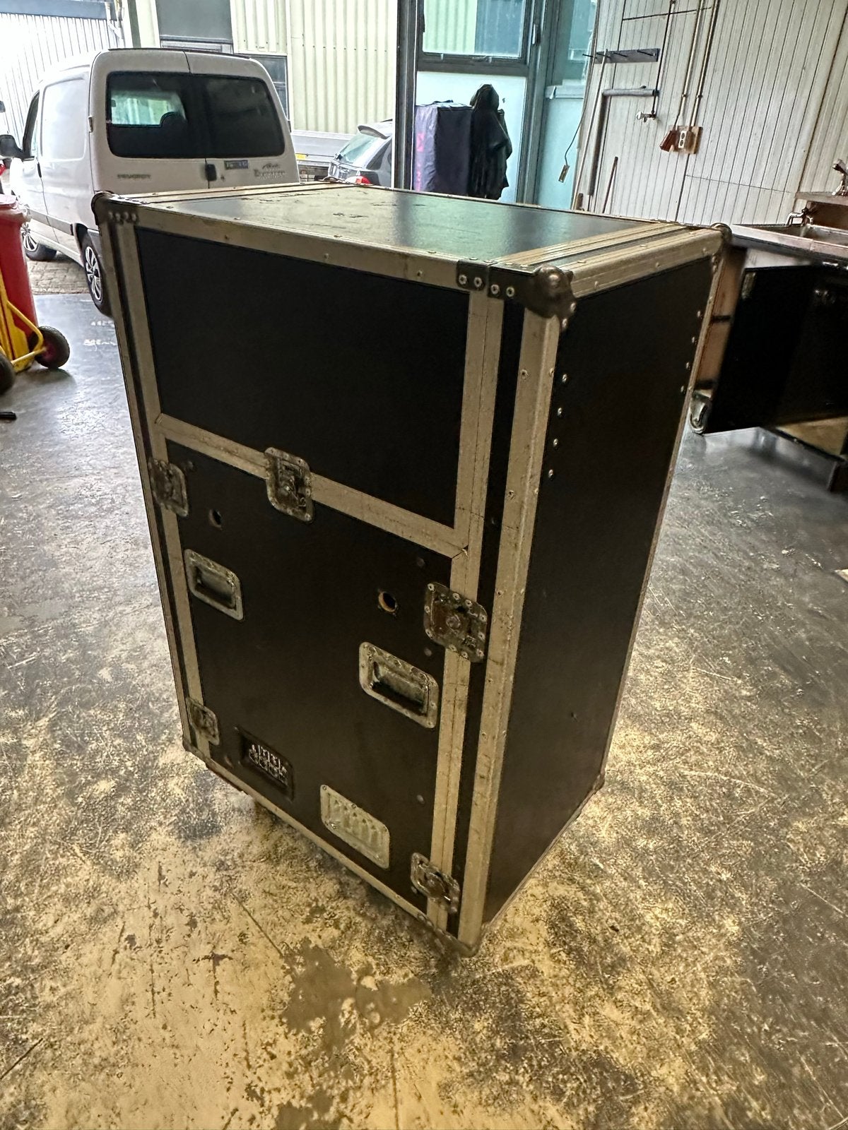 Professionele Taperack met uitschuifbare tafel, Ophalen, Gebruikt, ., .