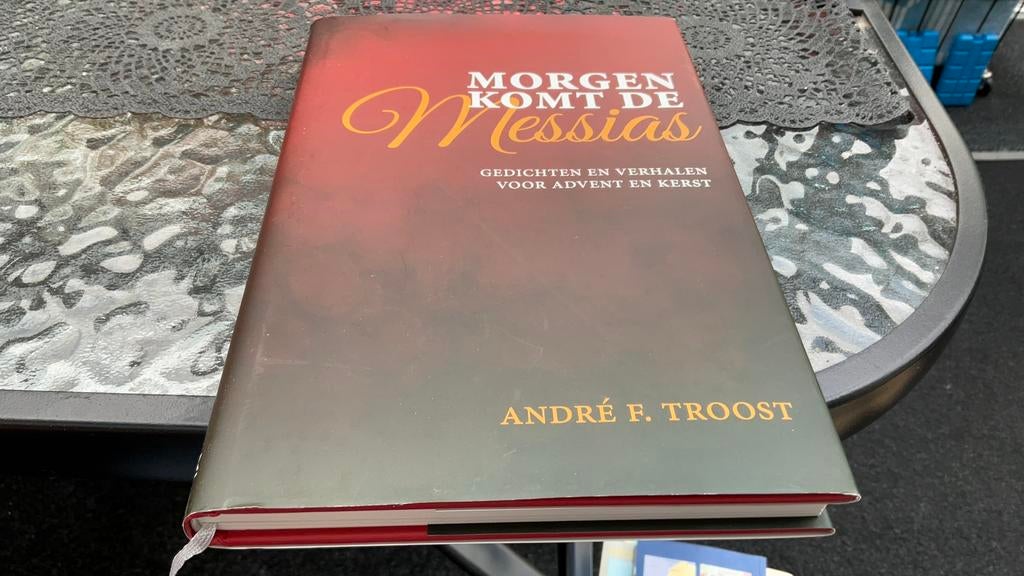 André F. Troost - Morgen komt de Messias, Ophalen of Verzenden, Zo goed als nieuw, André F. Troost