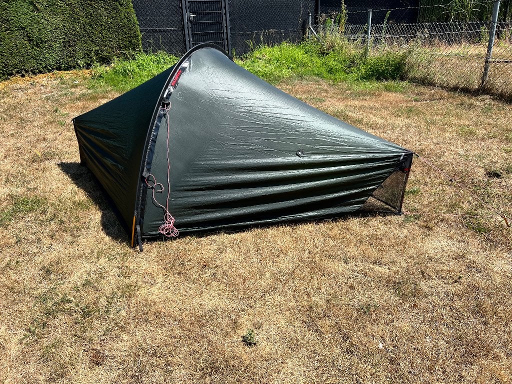 Hilleberg Enan + footprint, Ophalen of Verzenden, Zo goed als nieuw, Tot en met 2
