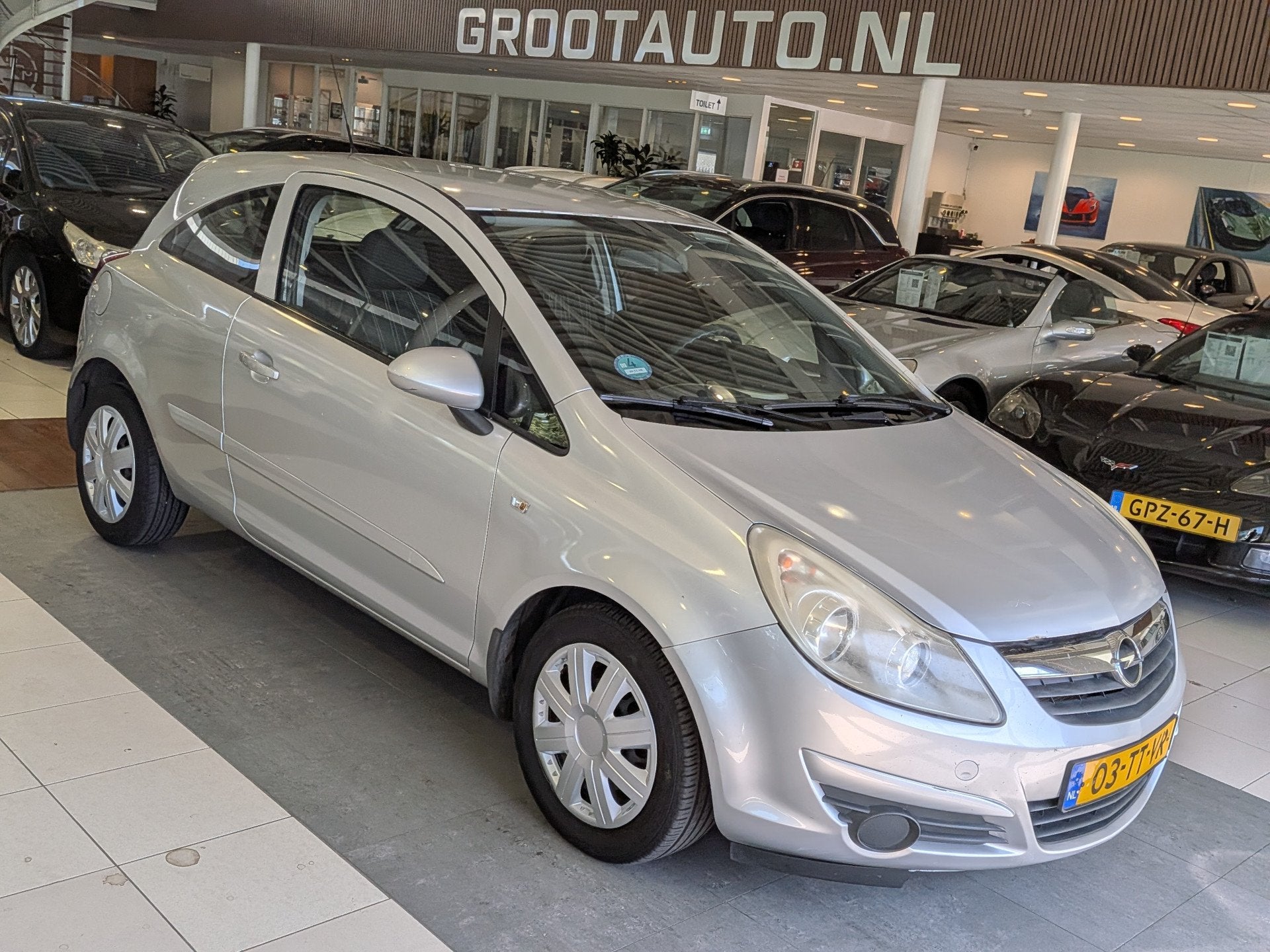Opel Corsa 1.2-16V Enjoy OPKNAPPER Airco, Cruise Control, St, Voorwielaandrijving, 4 cilinders, 82 pk, 1229 cc