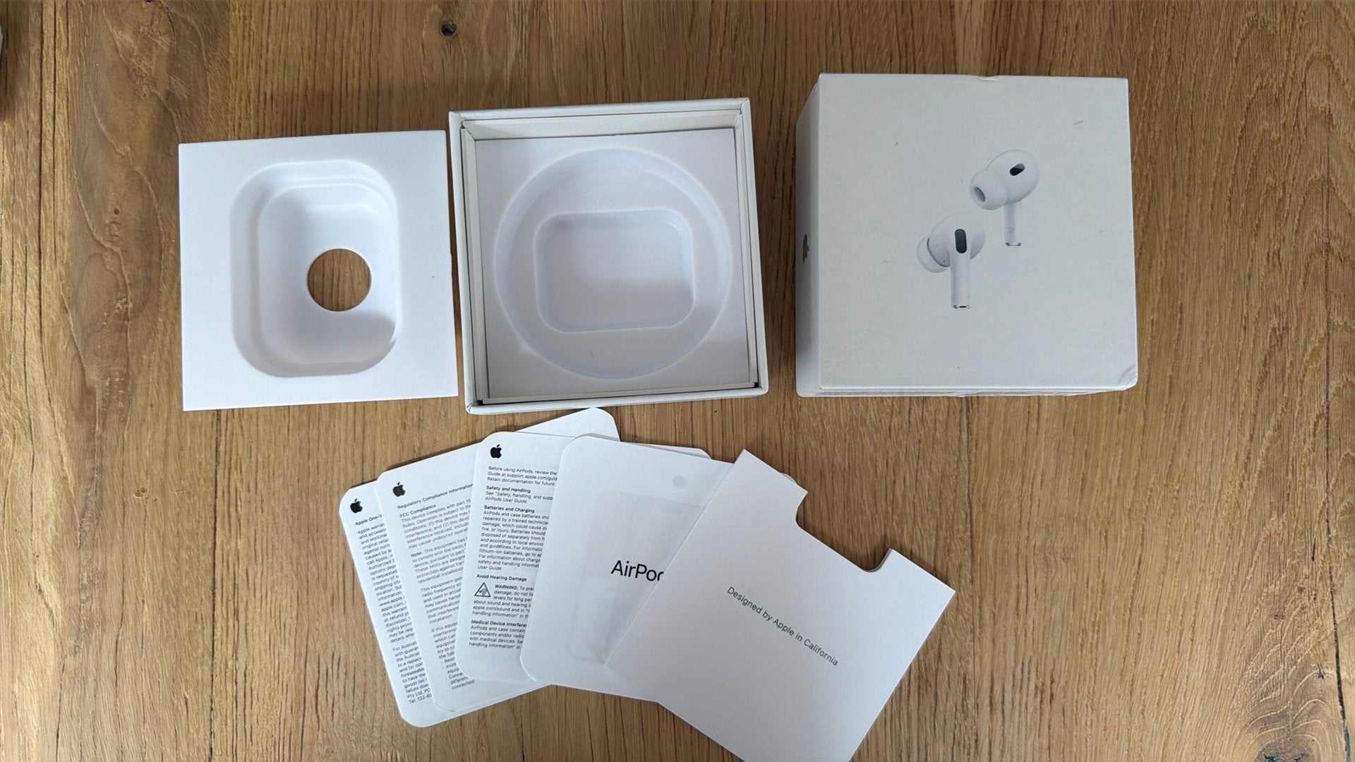 Originele lege doos AirPods pro 2, Ophalen of Verzenden, Zo goed als nieuw