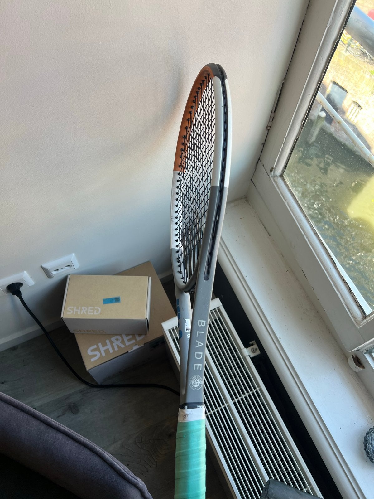 Wilson Blade V7 Roland Garros Limited Edition (300g), Ophalen of Verzenden, Zo goed als nieuw, Racket, Wilson