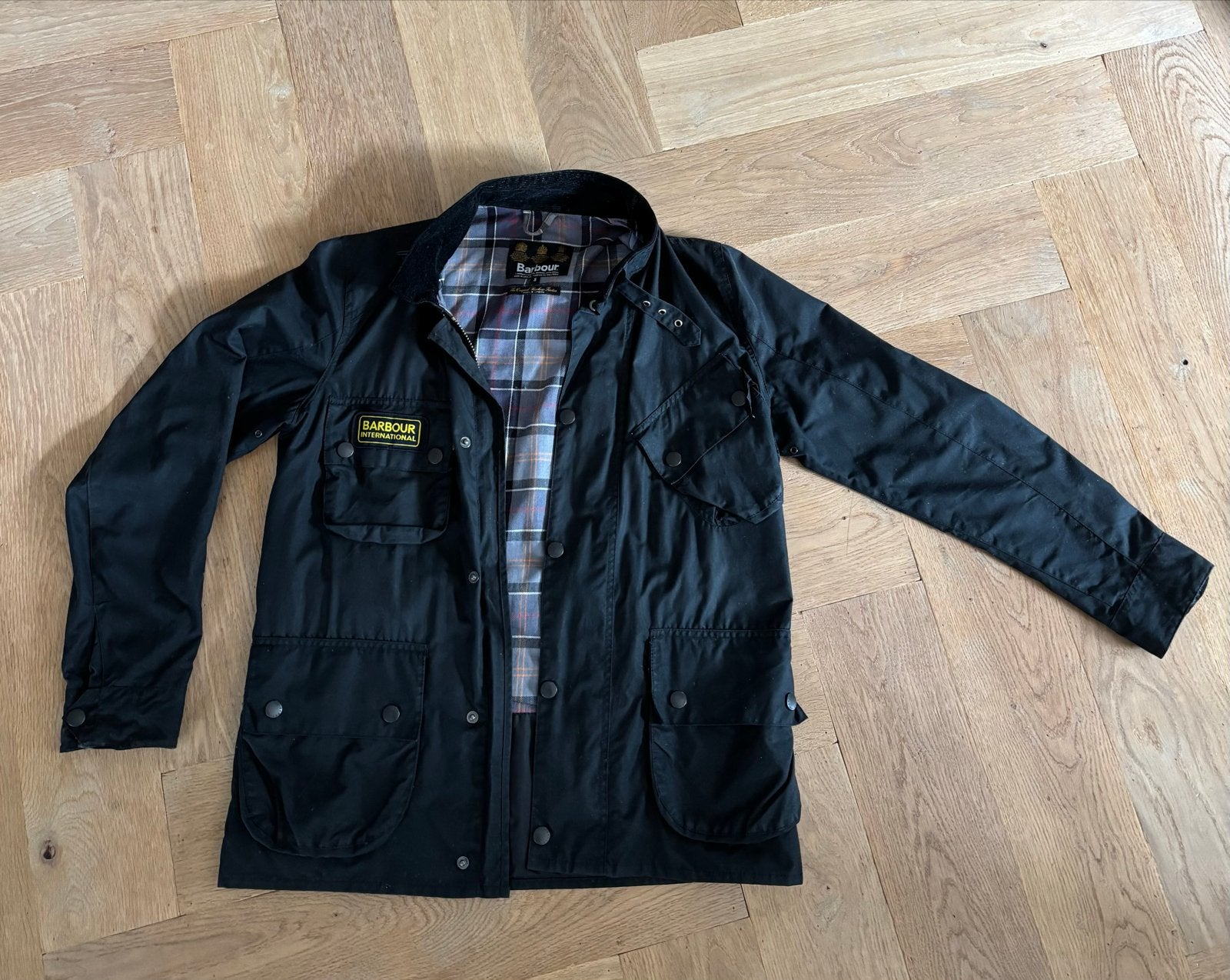 Barbour International wax jas - Zwart, Verzenden, Gedragen, Maat 46 (S) of kleiner, Zwart