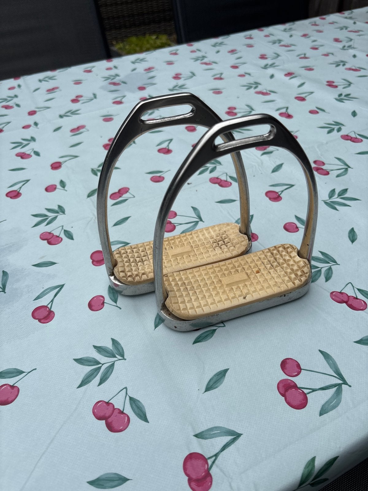 Stijgbeugels, Dieren en Toebehoren, Paarden en Pony's | Hoofdstellen en Tuigage, Ophalen of Verzenden, Gebruikt, Overige merken
