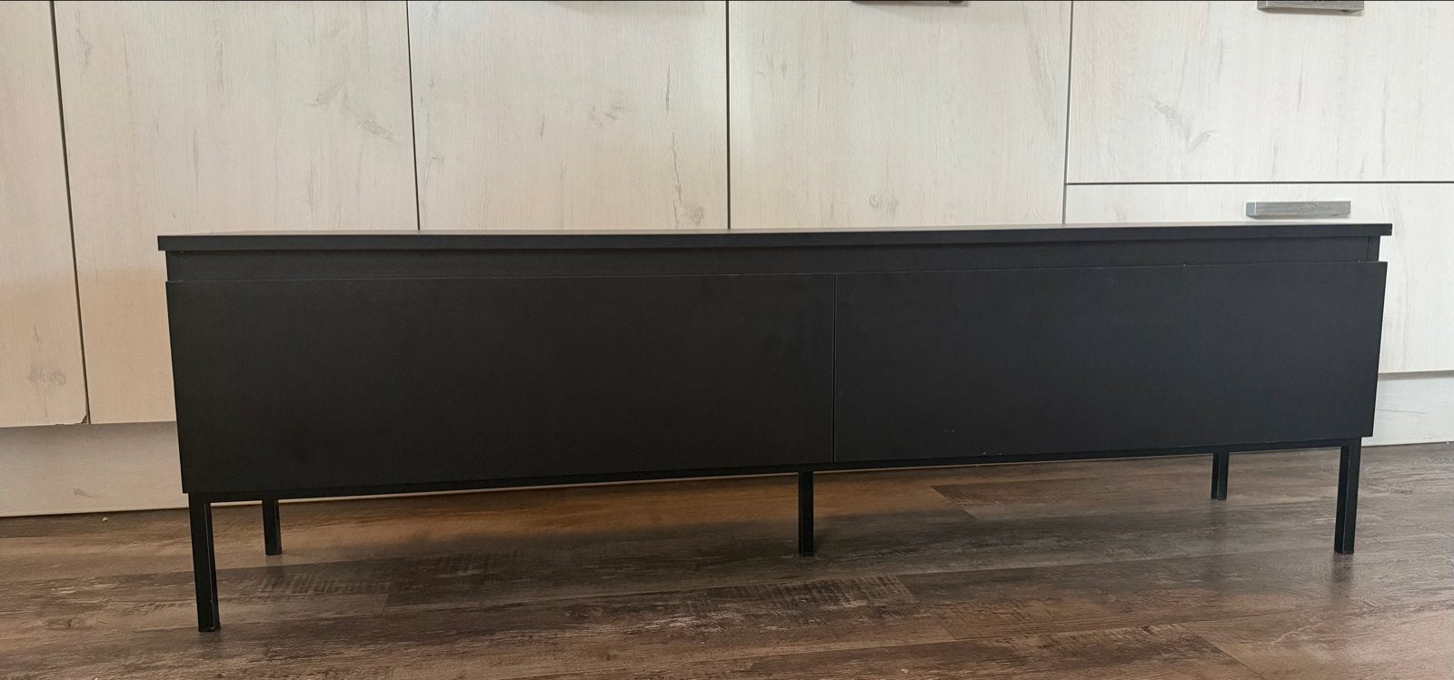 Gratis z.s.m. af te halen: Nette zwarte tv-kast, Ophalen, Gebruikt, 100 tot 150 cm, Minder dan 100 cm