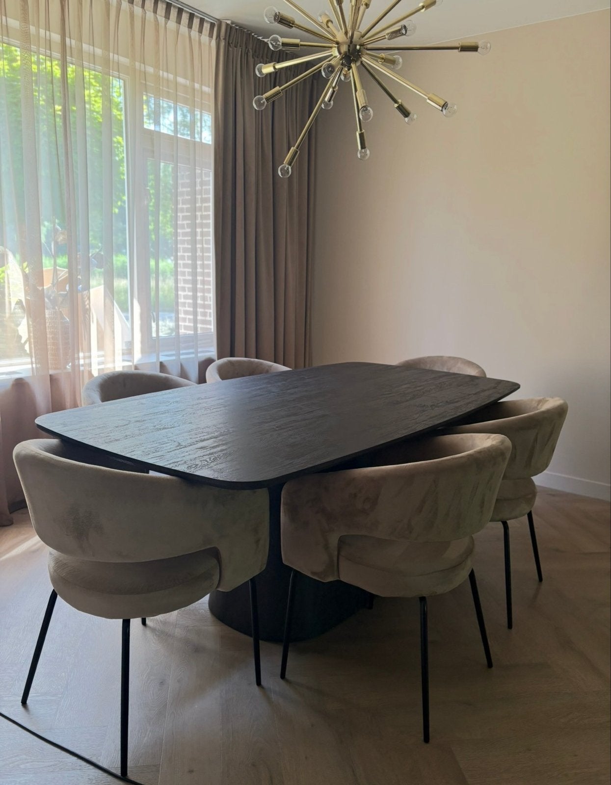 Eettafel Woood - Stijlvol en Ruim, Huis en Inrichting, Tafels | Eettafels, Ophalen, 100 tot 150 cm, Zo goed als nieuw, Vijf personen of meer