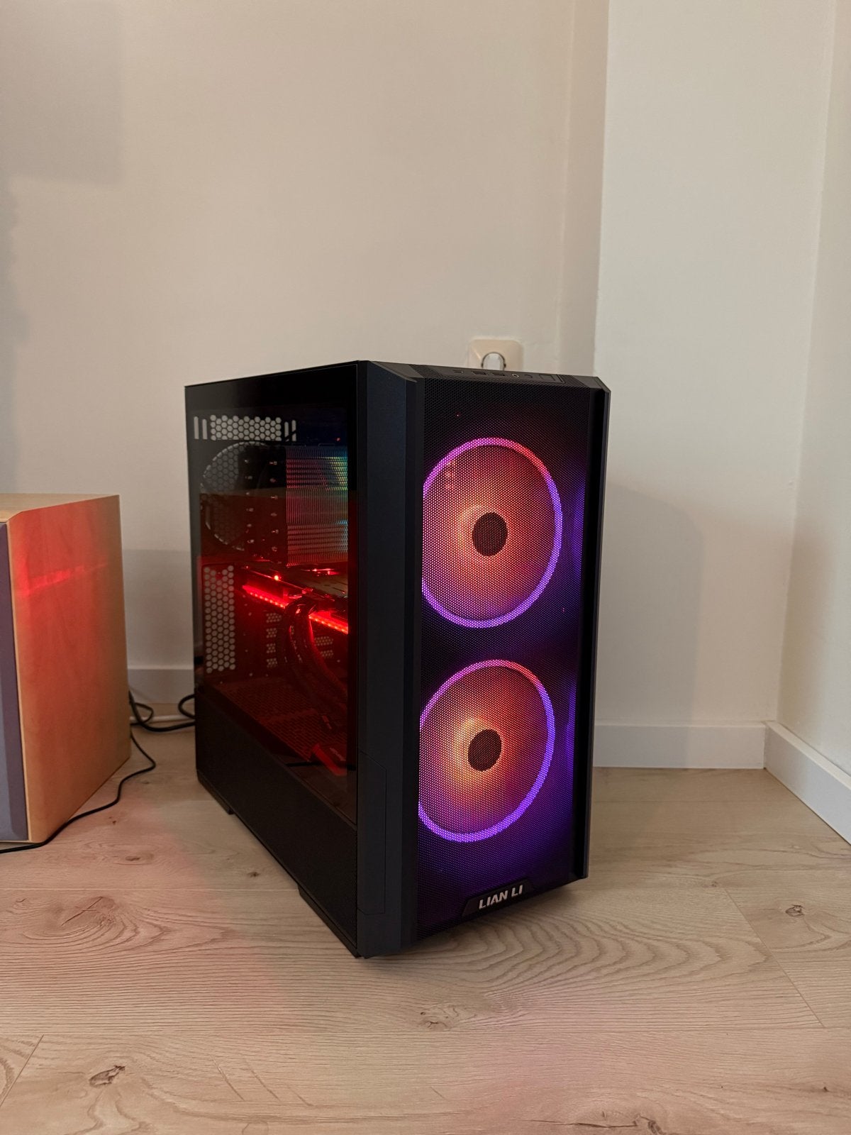 Gaming PC– AMD Ryzen 7800X3D & AMD RADEON RX7800XT Red Devil, Computers en Software, Desktop Pc's, Zo goed als nieuw, 4 Ghz of meer
