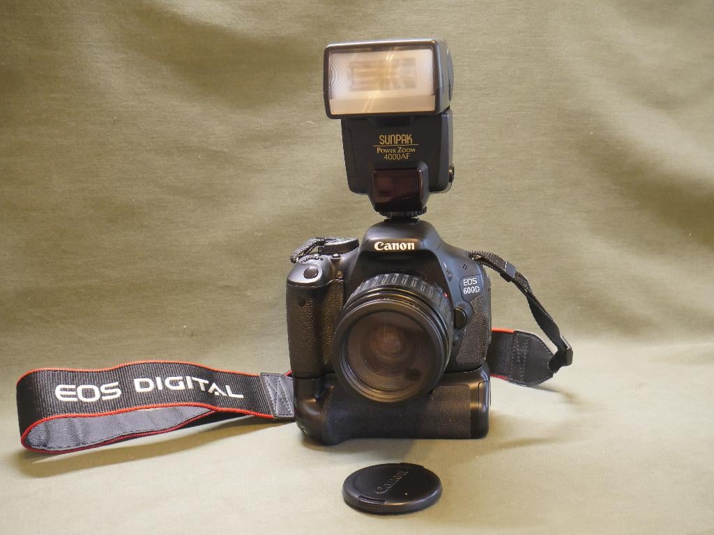 Complete Canon EOS 600D set, Gebruikt, Spiegelreflex, Canon, Ophalen of Verzenden