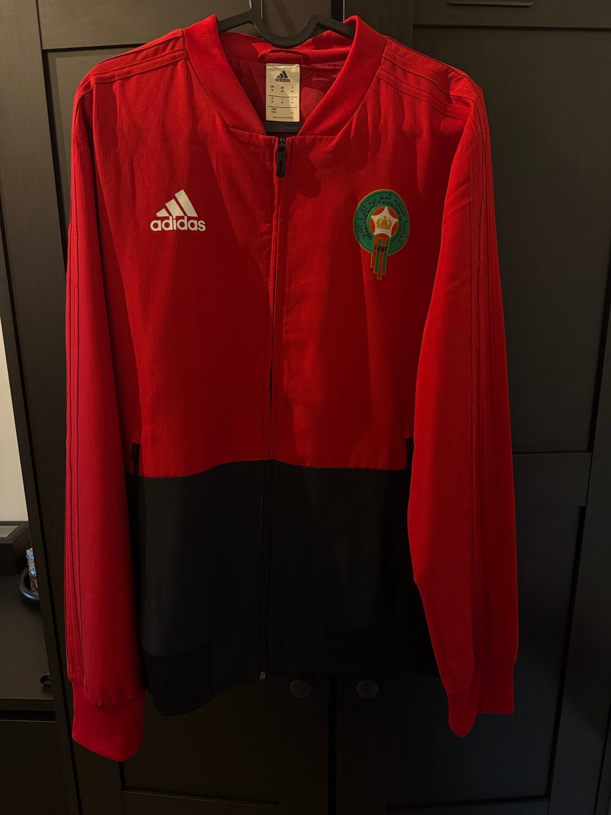Originele Marokko trainingspak - Maat M, Kleding | Heren, Nieuw, Ophalen of Verzenden, Voetbal, Meerkleurig