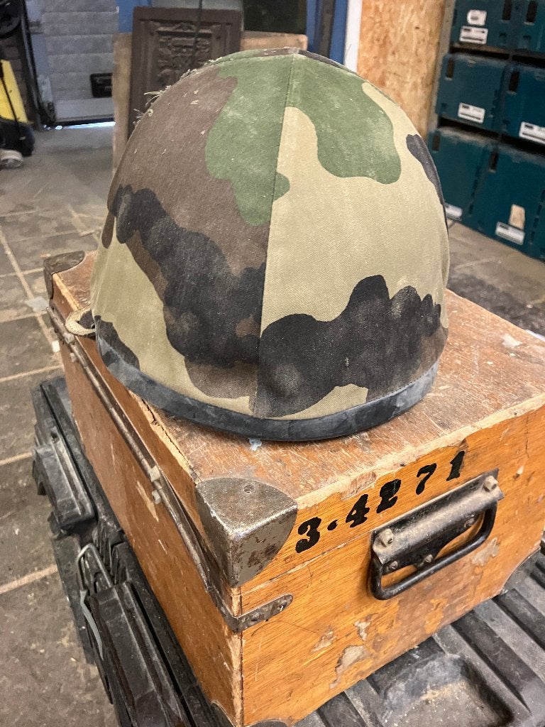 onbekende helm, Ophalen of Verzenden, Landmacht, Nederland, Helm of Baret