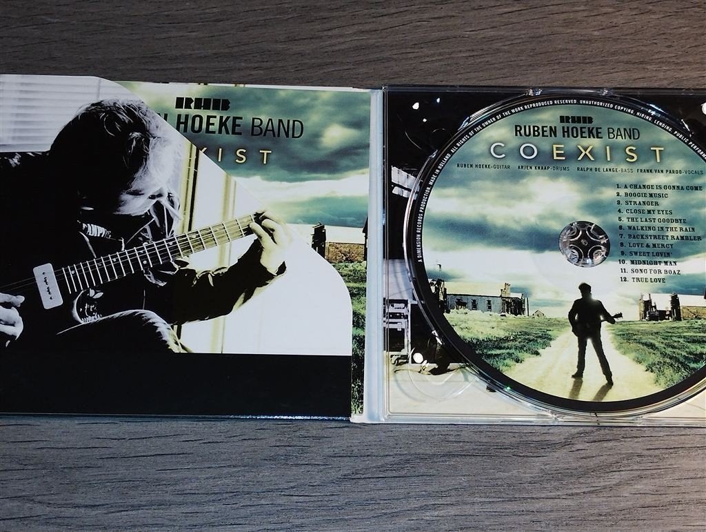 Ruben Hoeke Band - Co Exist [Gesigneerd], Ophalen of Verzenden, Zo goed als nieuw, Jazz, Gesigneerd
