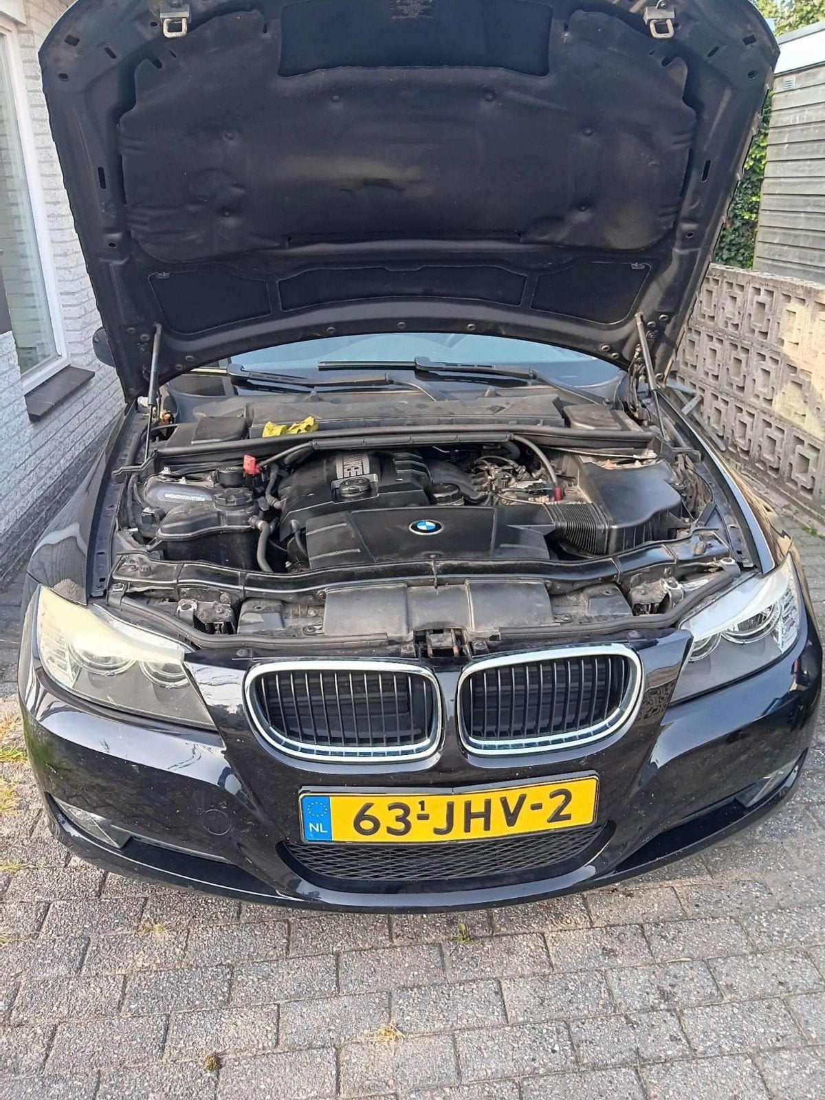 BMW 3-Serie 1.6 I 316 90KW Touring 2009 Zwart, Auto's, Achterwielaandrijving, 1599 cc, 4 cilinders, Elektrische ramen