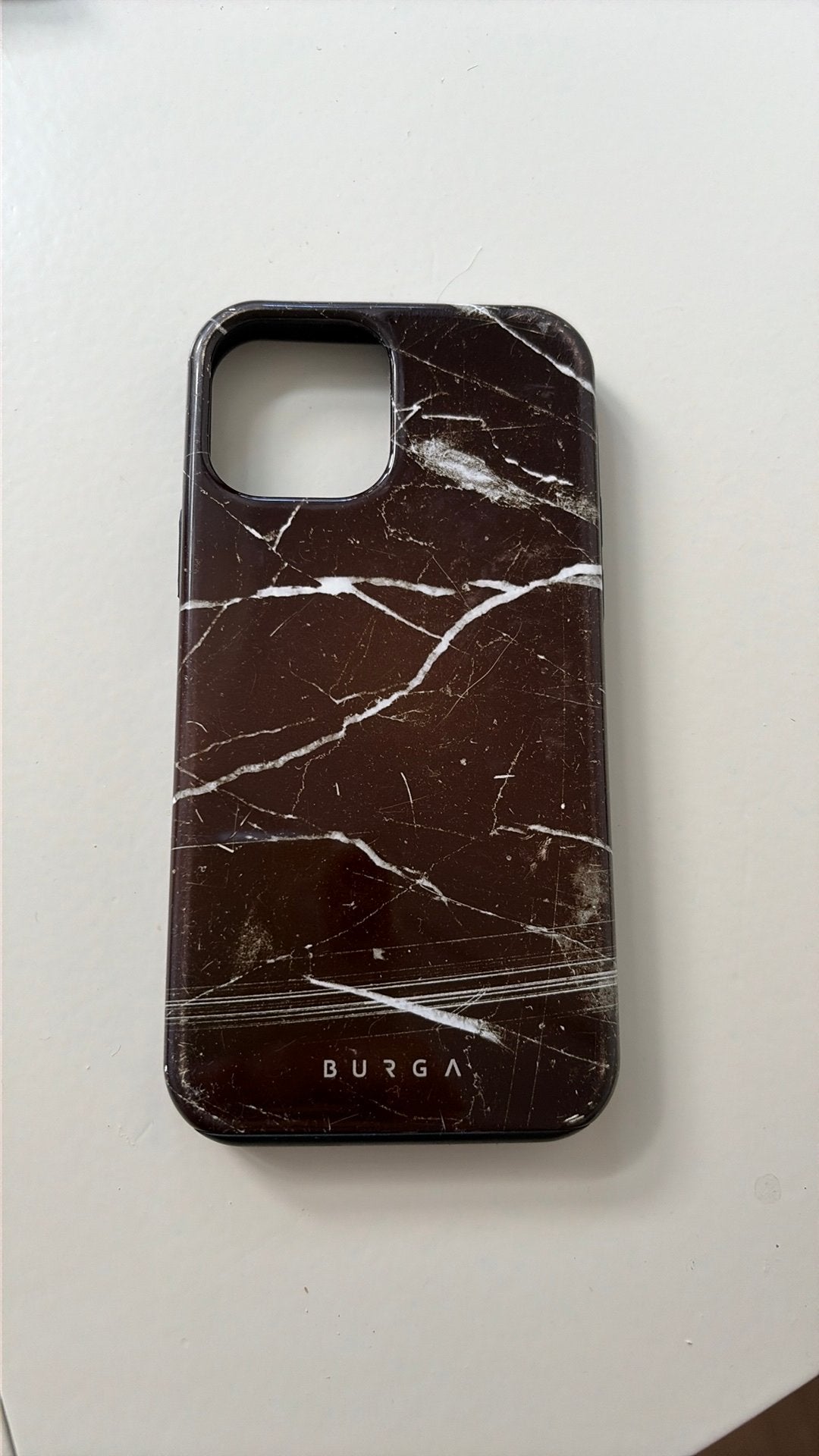 Burga hoesje Iphone 12, Zwart, Hoesje of Tasje, Zo goed als nieuw, IPhone 12